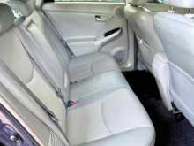 https://riyasewana.com/uploads/toyota-prius-g-touring-721083322352.jpg