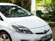 Toyota Prius G2 2013 Car