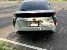 https://riyasewana.com/uploads/toyota-prius-gen-19163133683.jpg
