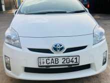 https://riyasewana.com/uploads/toyota-prius-grade-2013-2914113812243.jpg