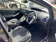 https://riyasewana.com/uploads/toyota-prius-grade-28185442983.jpg