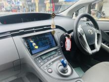 https://riyasewana.com/uploads/toyota-prius-grade-2914134817475.jpg