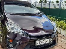 Toyota Prius GS 2012 Car