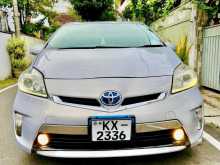 https://riyasewana.com/uploads/toyota-prius-led-2013-1214371612352.jpg