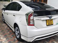 https://riyasewana.com/uploads/toyota-prius-led-294572617906.jpg