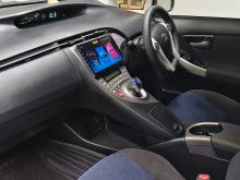 https://riyasewana.com/uploads/toyota-prius-led-294582917256.jpg