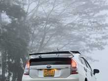 https://riyasewana.com/uploads/toyota-prius-limited-2012-2222292812344.jpg