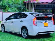 https://riyasewana.com/uploads/toyota-prius-my-2012-2210530712754.jpg