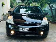 Toyota PRIUS NHW20 2011 Car