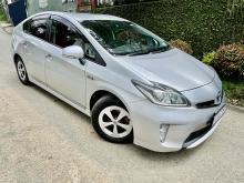 https://riyasewana.com/uploads/toyota-prius-phv-2215564124921.jpg