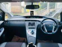 https://riyasewana.com/uploads/toyota-prius-phv-3010515222423.jpg