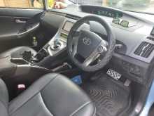 https://riyasewana.com/uploads/toyota-prius-plug-in-2472154126.jpg