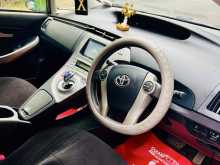 https://riyasewana.com/uploads/toyota-prius-s-109085722163.jpg