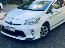 Toyota Prius S LED 2014 Car