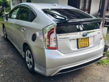 Toyota PRIUS S LED 2013 Car