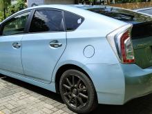 https://riyasewana.com/uploads/toyota-prius-s-1111531117464.jpg
