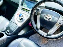 https://riyasewana.com/uploads/toyota-prius-s-1111531217526.jpg