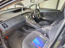 https://riyasewana.com/uploads/toyota-prius-s-111565717585.jpg