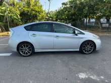 https://riyasewana.com/uploads/toyota-prius-s-11205054885.jpg