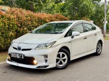 Toyota Prius S Limited 2013 Car