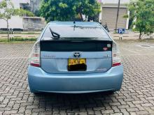 https://riyasewana.com/uploads/toyota-prius-s-11457366076.jpg