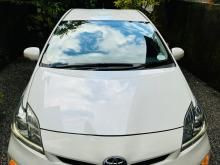 https://riyasewana.com/uploads/toyota-prius-s-115115717486.jpg