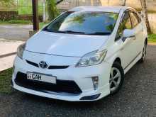 Toyota Prius S LED 2014 Car