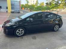 https://riyasewana.com/uploads/toyota-prius-s-1154457195.jpg
