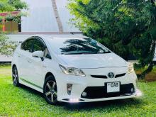 Toyota Prius S Led 2014 Car
