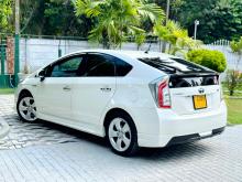 https://riyasewana.com/uploads/toyota-prius-s-1210405524154.jpg