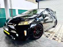 Toyota Prius S Limited 2013 Car