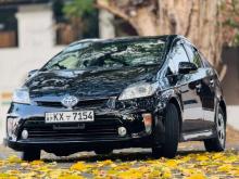 https://riyasewana.com/uploads/toyota-prius-s-12713376393.jpg