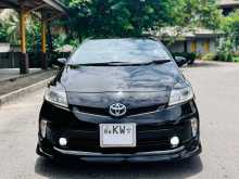 Toyota Prius S LED 2012 Car