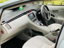 https://riyasewana.com/uploads/toyota-prius-s-1310090822133.jpg