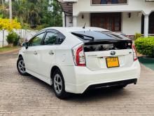 https://riyasewana.com/uploads/toyota-prius-s-1312142624171.jpg