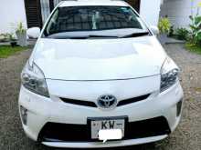 Toyota Prius S Touring 2012 Car