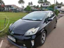 Toyota Prius S 2014 Car