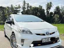 https://riyasewana.com/uploads/toyota-prius-s-1416555322323.jpg
