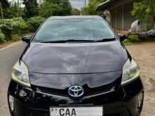 https://riyasewana.com/uploads/toyota-prius-s-1418500822532.jpg