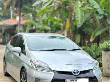 Toyota Prius S LED 2013 Car