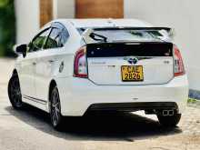 https://riyasewana.com/uploads/toyota-prius-s-1510155822162.jpg