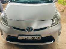 Toyota Prius S Led 2013 Car