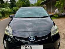 Toyota Prius S LED 2012 Car