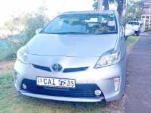 Toyota Prius S Grade 2013 Car