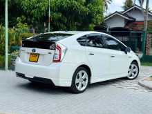 https://riyasewana.com/uploads/toyota-prius-s-1518442422112.jpg