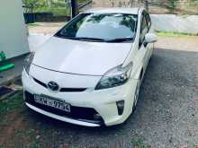 Toyota Prius S Touring 2012 Car