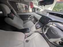 https://riyasewana.com/uploads/toyota-prius-s-1612162210143.jpg