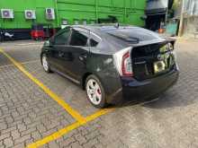 https://riyasewana.com/uploads/toyota-prius-s-16832374702.jpg