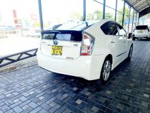 https://riyasewana.com/uploads/toyota-prius-s-171441496965.jpg