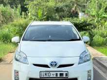 Toyota Prius S Touring 2010 Car